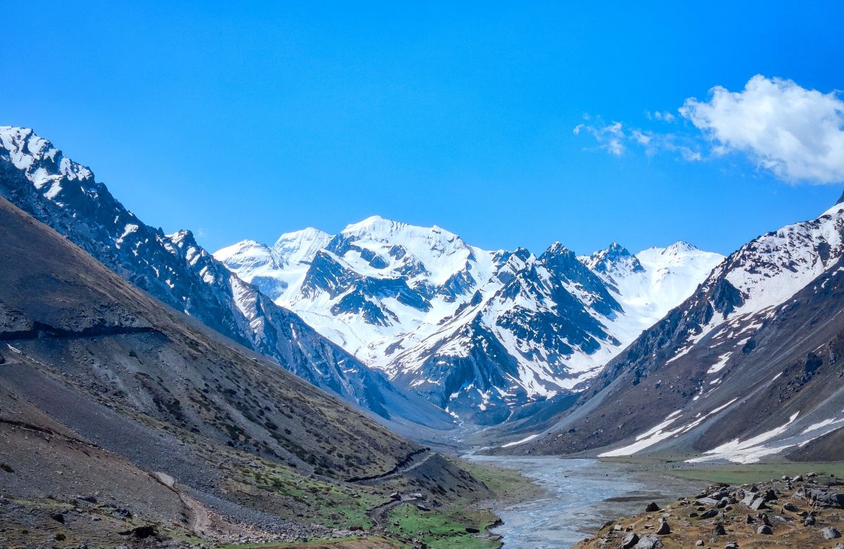 Om parvat Glimpse in Clear weather