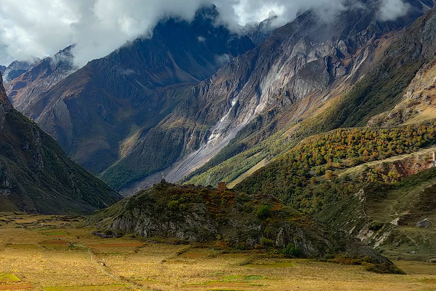 Pandav Fort on Adi Kailash Route