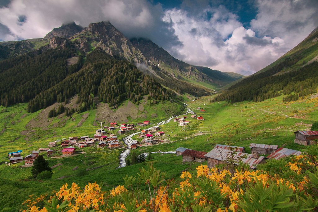 Harshil Village in Uttarakhand