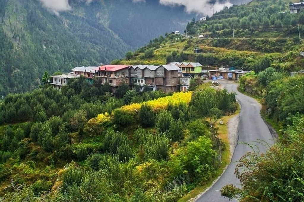 Uttarakashi to Gangotri Route